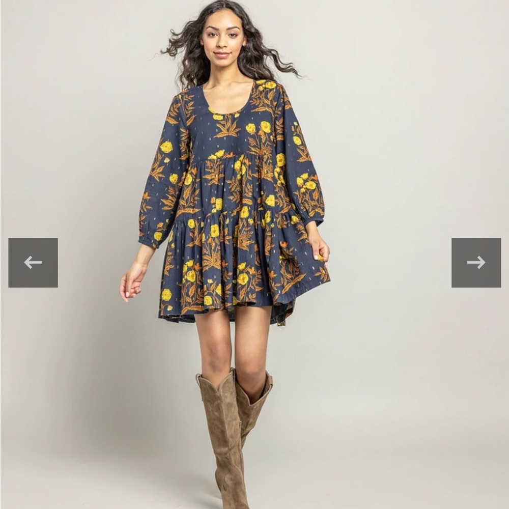NWOT Pink Chicken Women’s Michelle Dress Blue Gold Size S